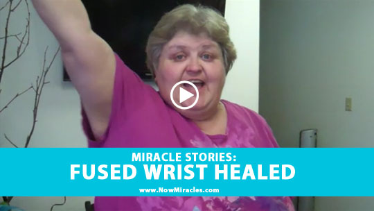 Miracle Stories: “I Couldn’t Lift My Bible”